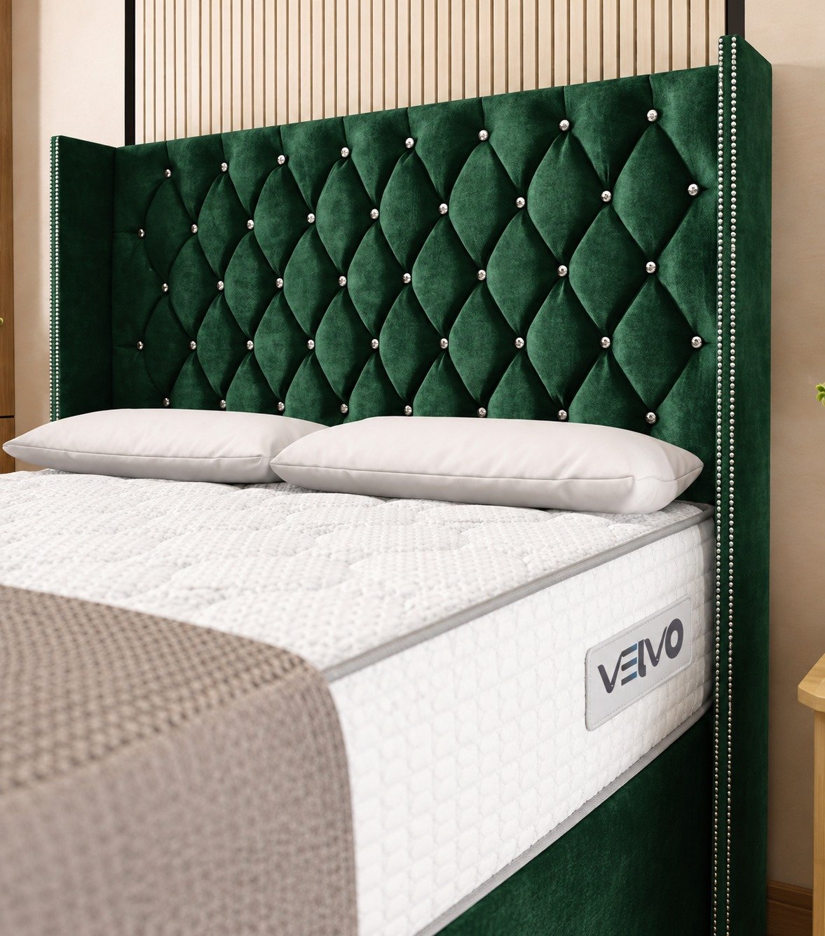 Luxor Wingback Divan Bed